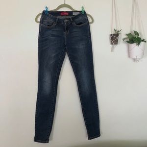 Guess Jeans - Curvy Fit